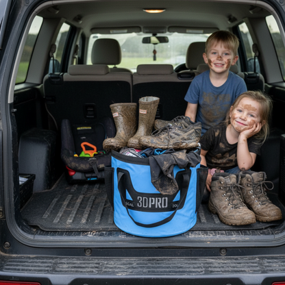 Two children in a car trunk with muddy boots and a blue 3DPRO folding bucket.